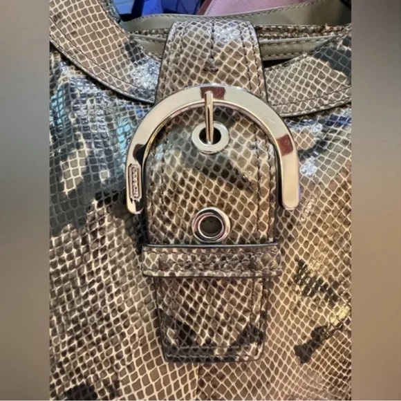 COACH LYNN LEATHER HOBO SOHO EMBOSSED PYTHON 🐍🐍 Tan/Black F17419 - Picture 3 of 13